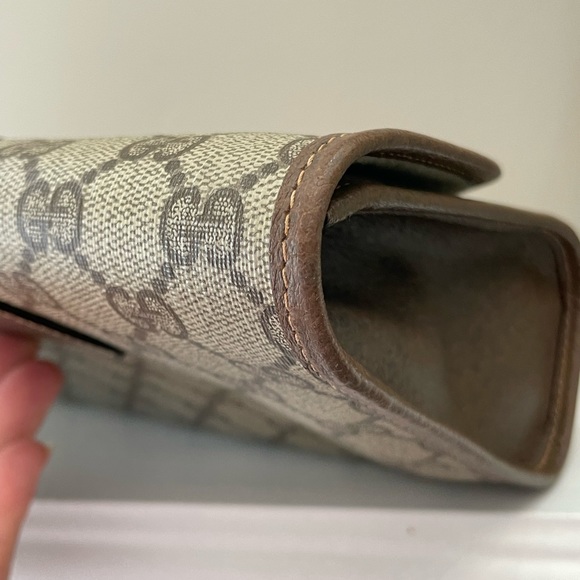 💕Vintage Gucci Clutch - Picture 8 of 14